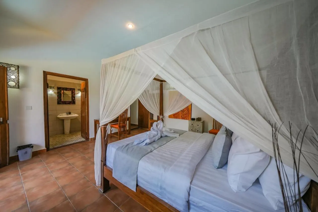 Huge 2 Bedroom Private Pool Villa - Gong Zhu Camille Pesanggaran
