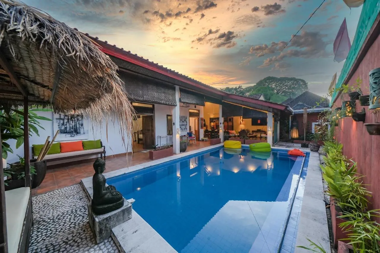 Huge 2 Bedroom Private Pool Villa - Gong Zhu Camille Pesanggaran